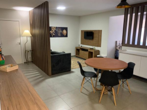 Loft com estacionamento 400 metros da praia